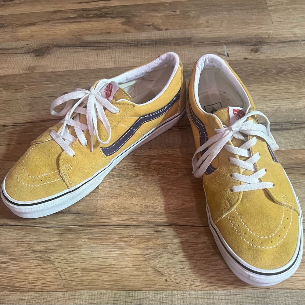 Vans Men's Sk8 Honey Gold and Purple Velvet Canvas Sneakers